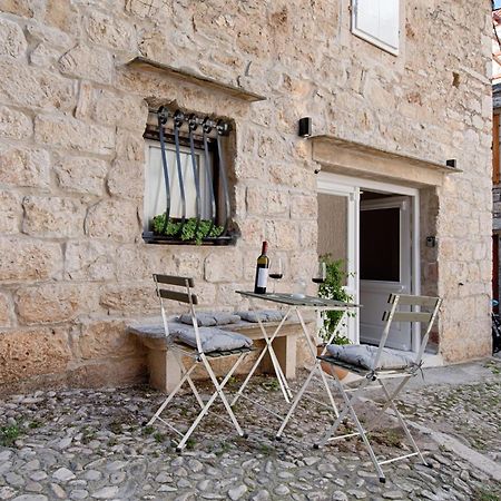 Apartment Kirinkin Vis Zewnętrze zdjęcie