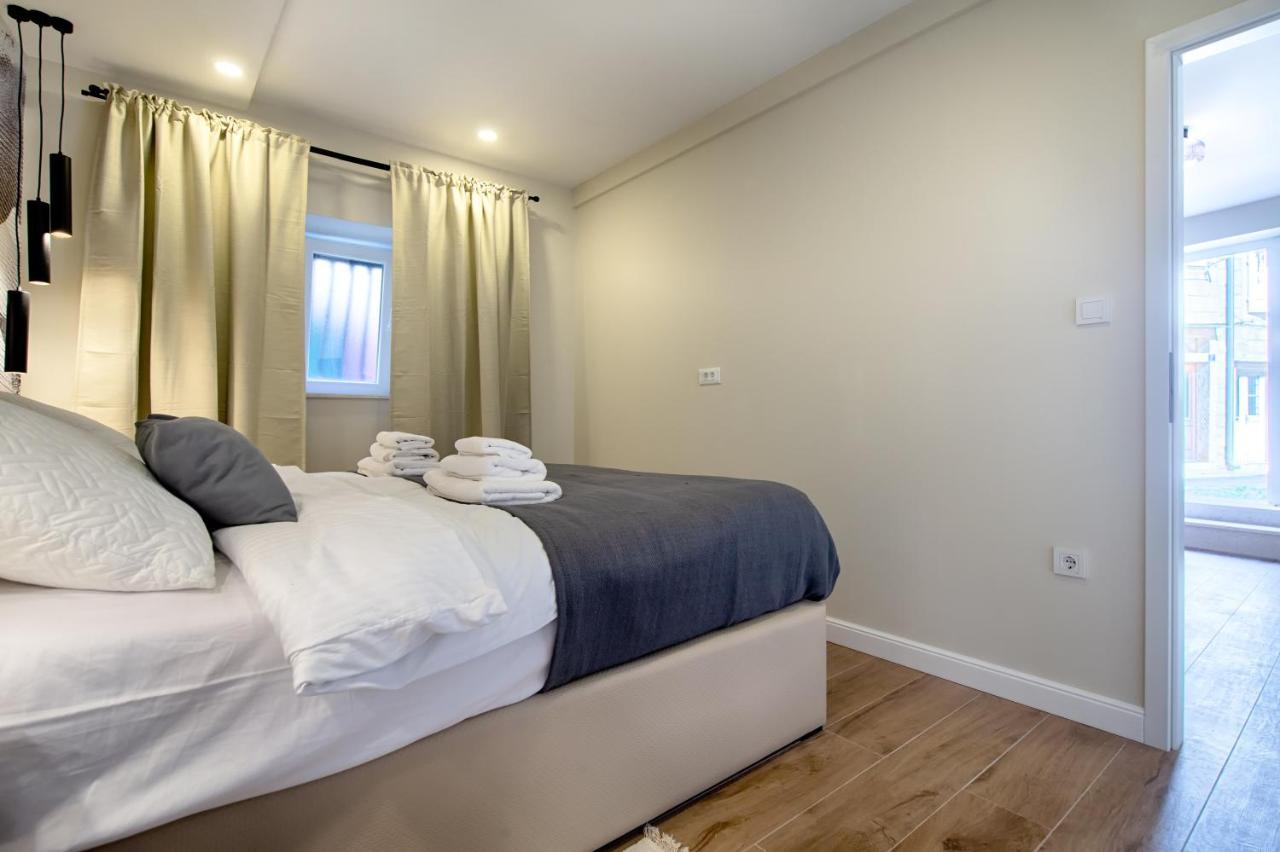 Apartment Kirinkin Vis Zewnętrze zdjęcie