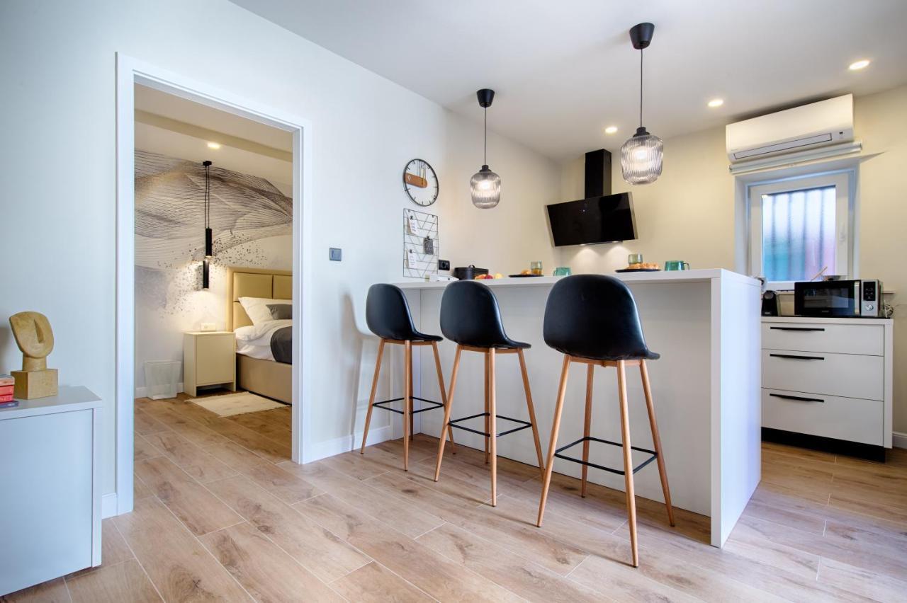 Apartment Kirinkin Vis Zewnętrze zdjęcie